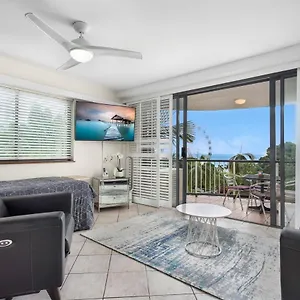 https://cairns-esplanade-apartment.cairnshotels4all.com